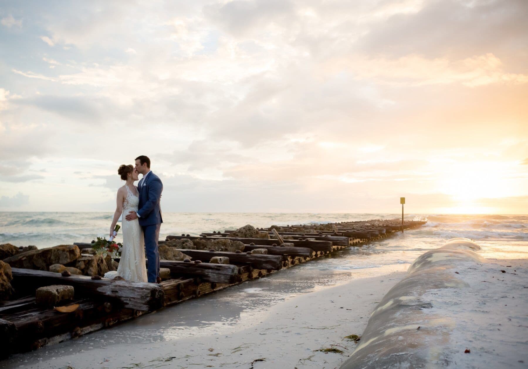 Sarasota Florida Beach Wedding Guide: Culture, Sunsets, and Seaside Vows