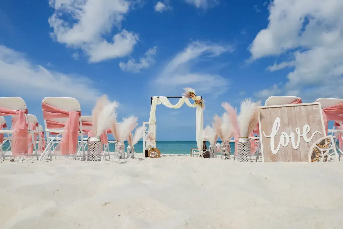 Boho Wedding Arch Inspo